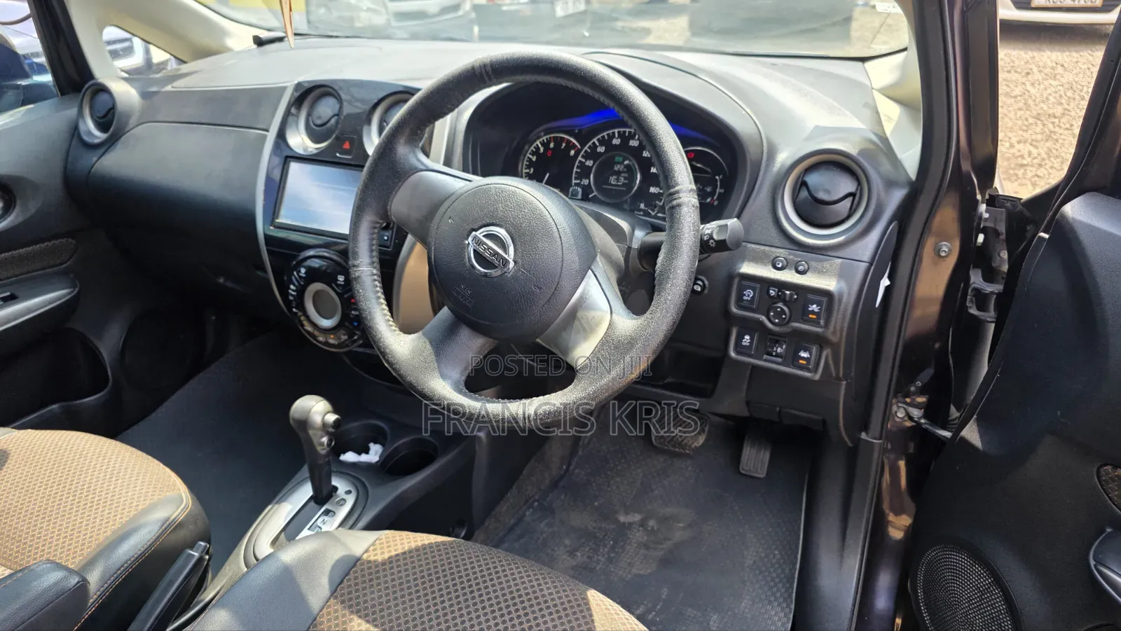 Nissan Note 2014 Burgundy