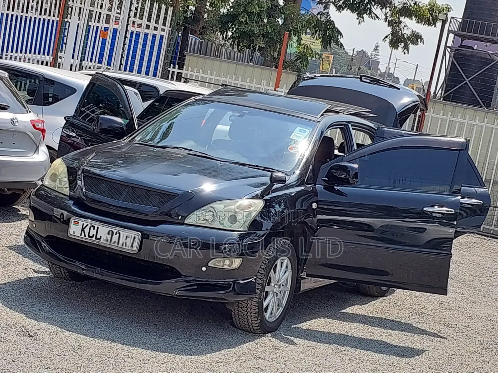 Toyota Harrier 2011 Matt Black