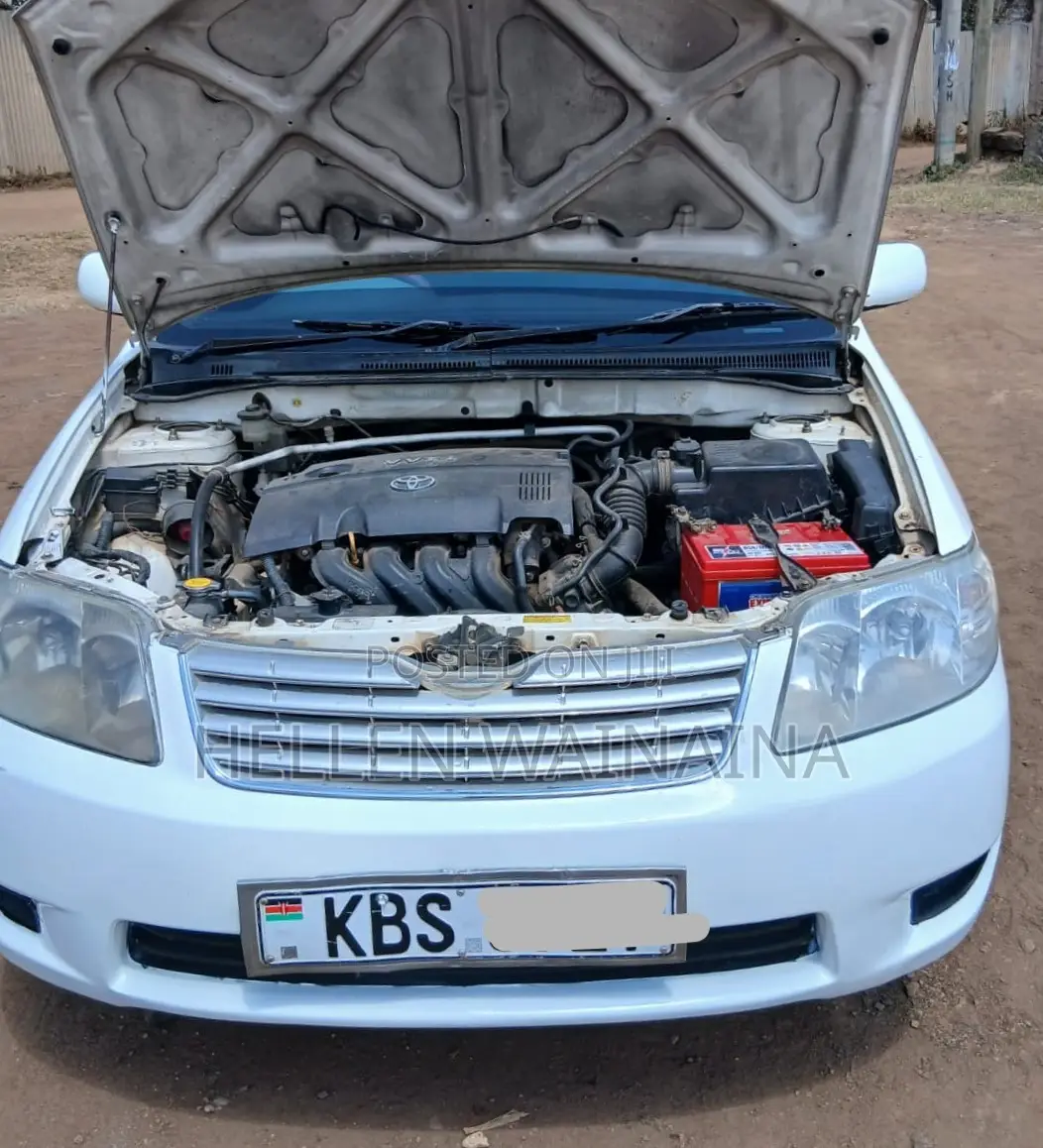 Toyota Corolla 2005 White