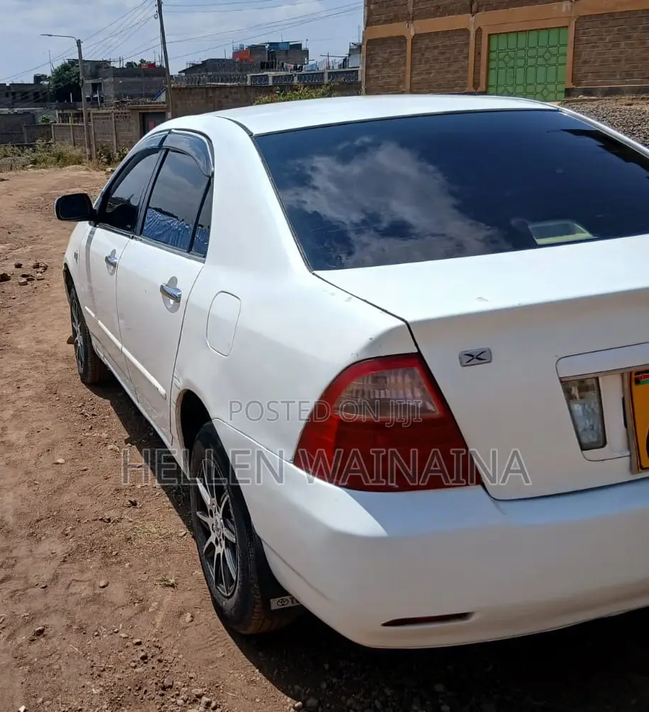 Toyota Corolla 2005 White