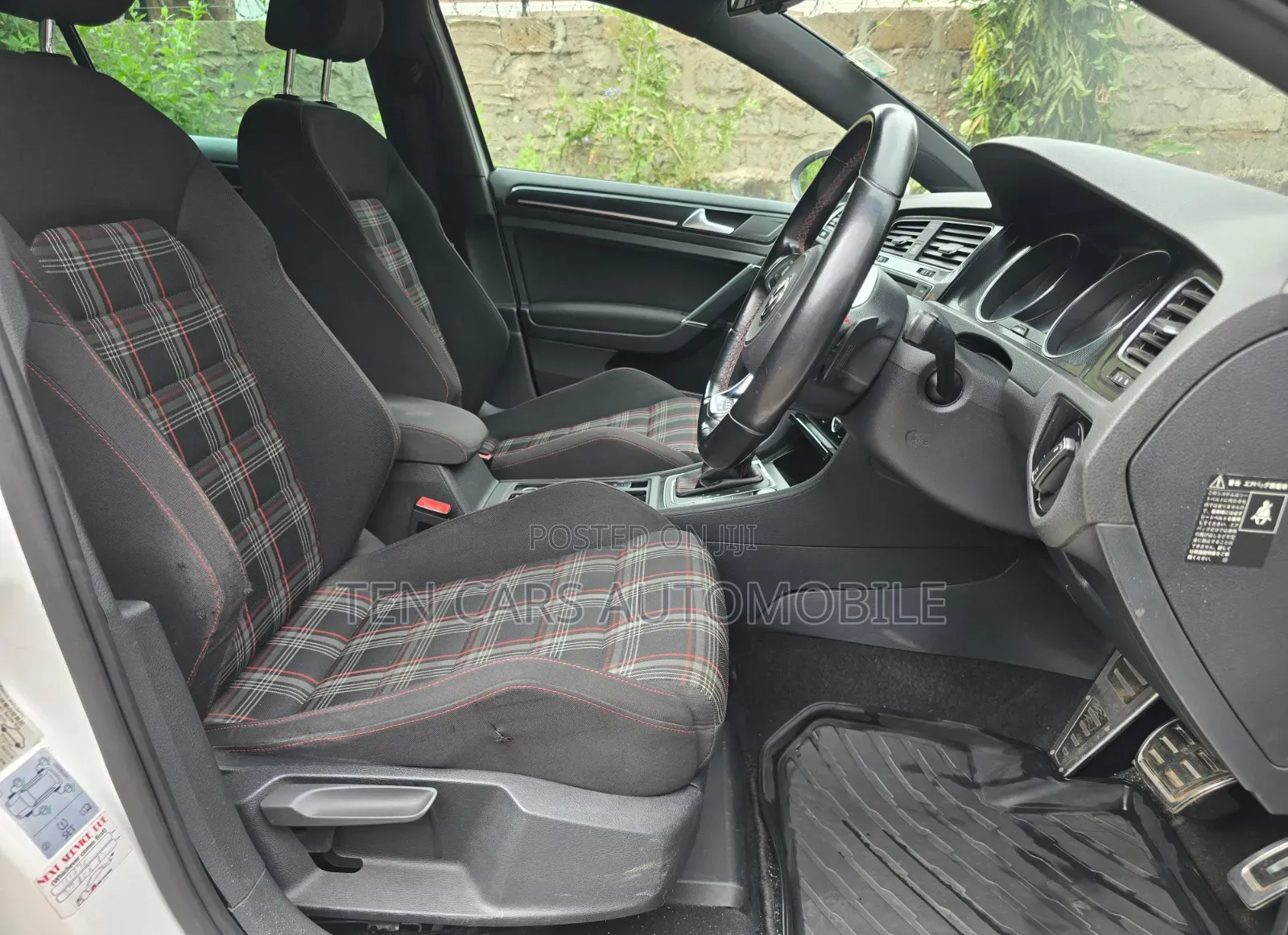 Volkswagen Golf GTI 2015 White