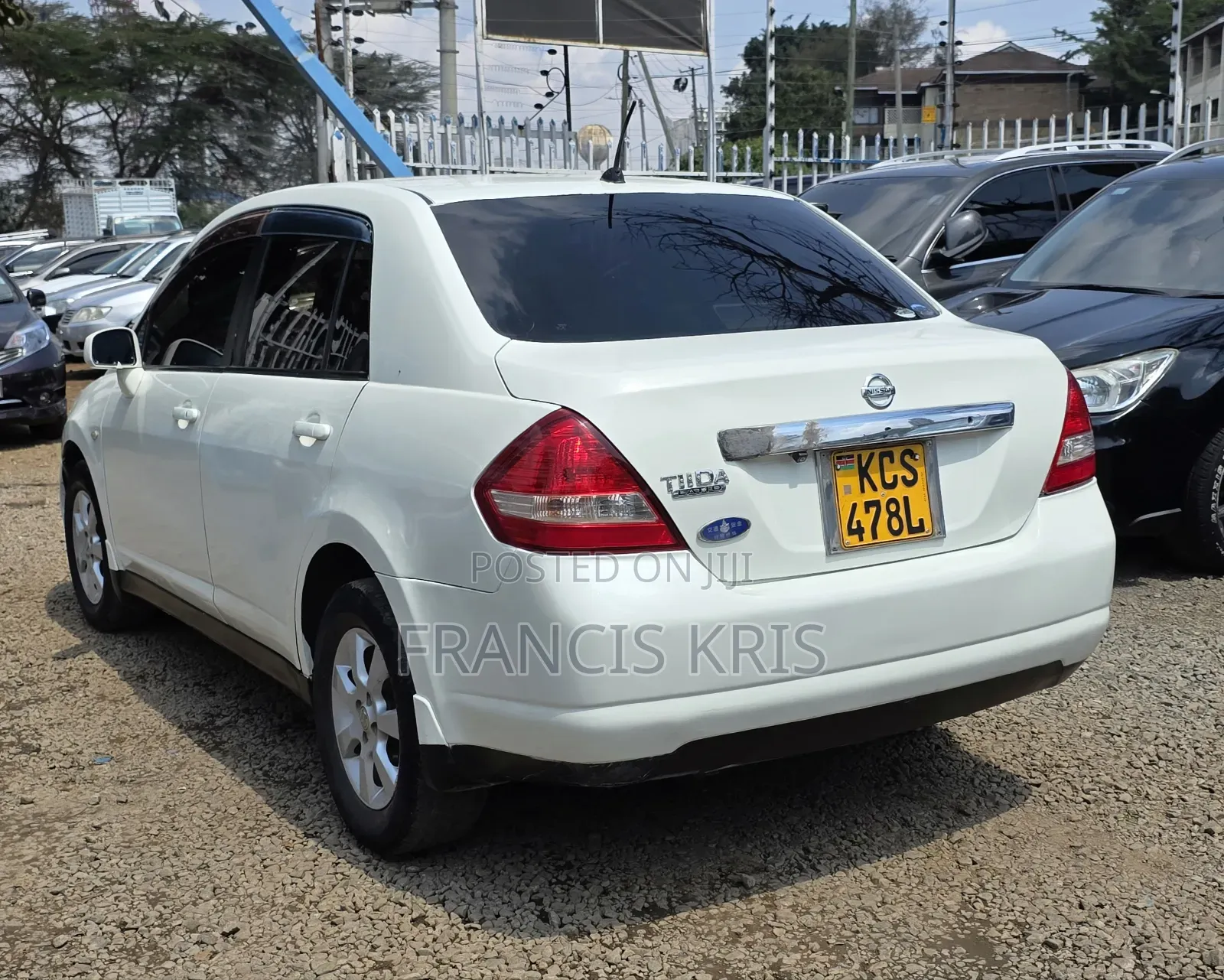 Nissan Tiida 2011 White