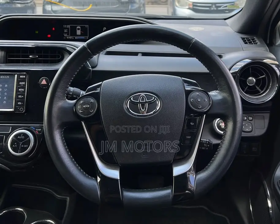 Toyota Aqua 2019 White