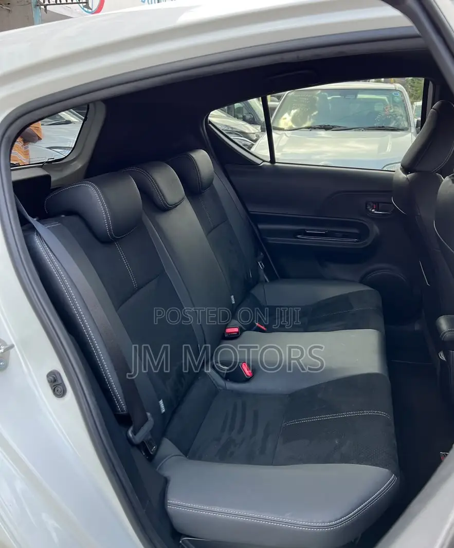 Toyota Aqua 2019 White
