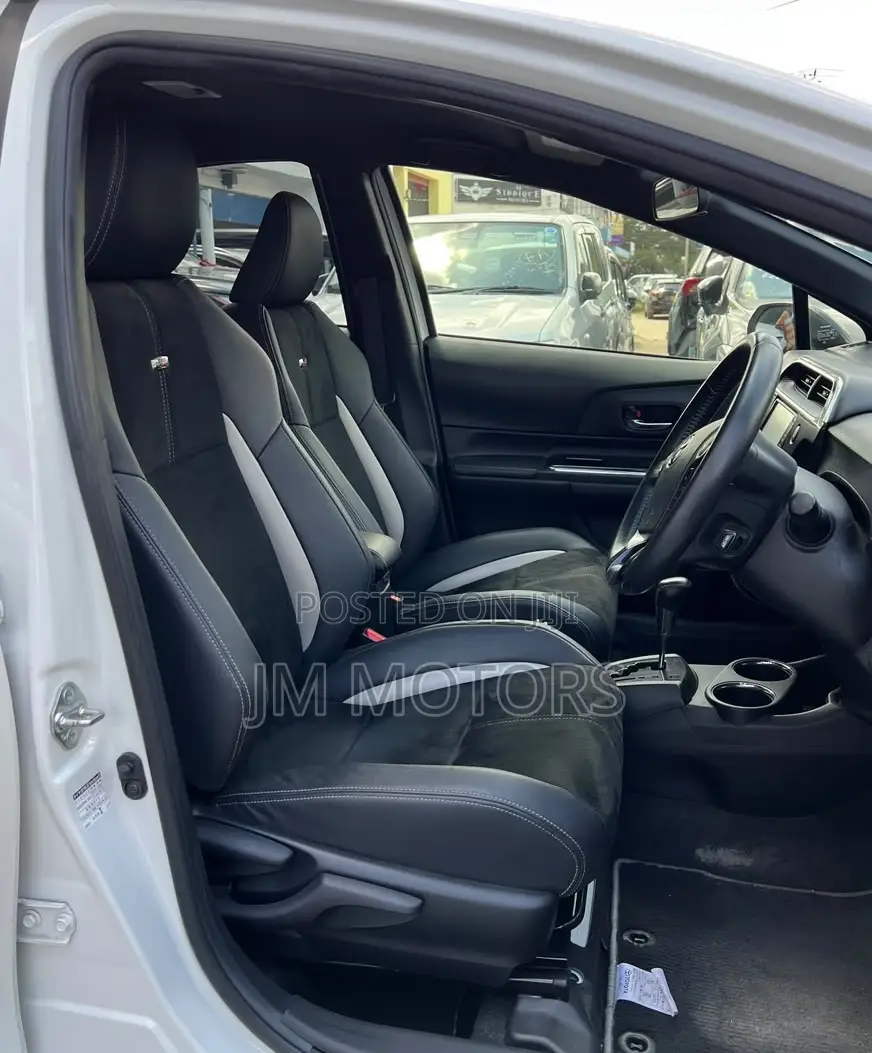 Toyota Aqua 2019 White