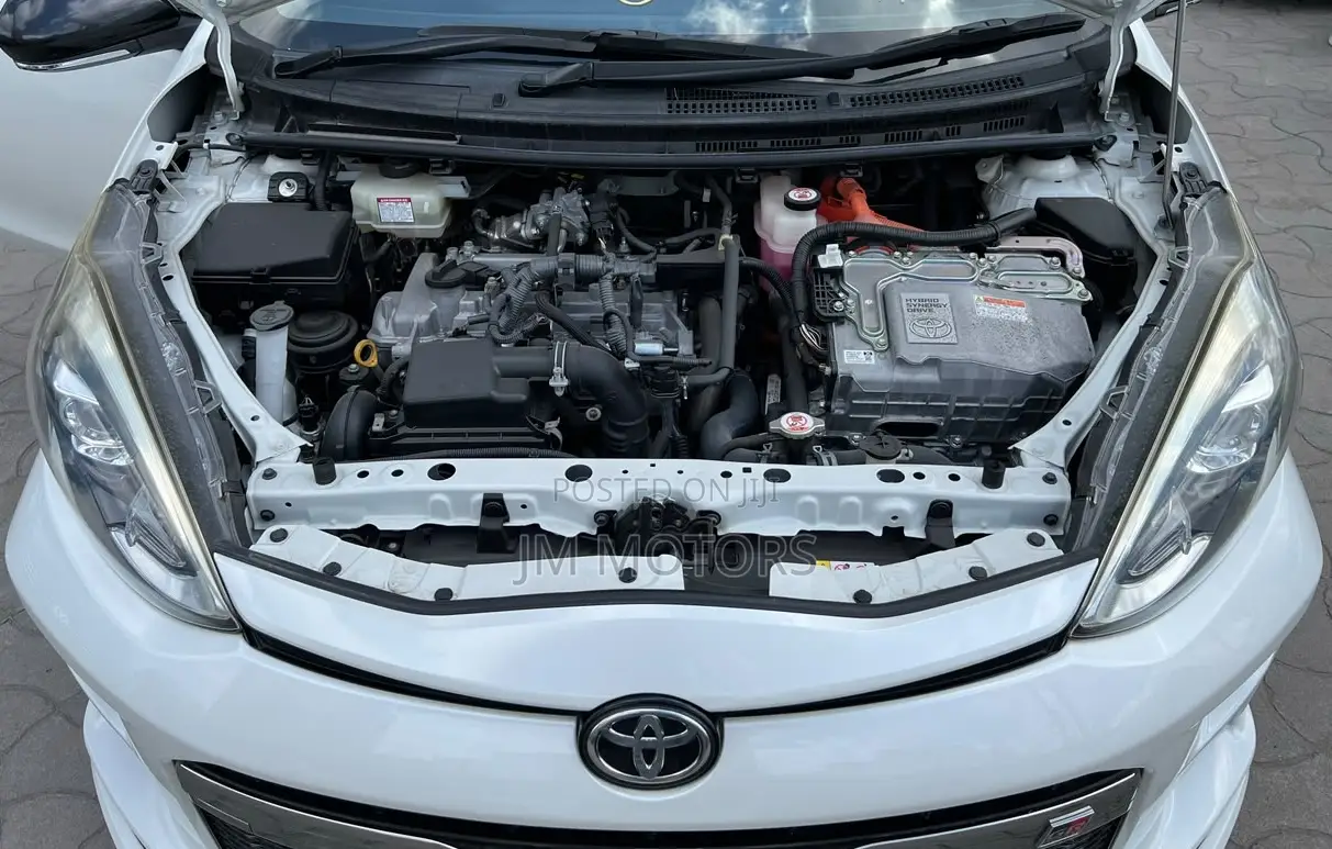 Toyota Aqua 2019 White