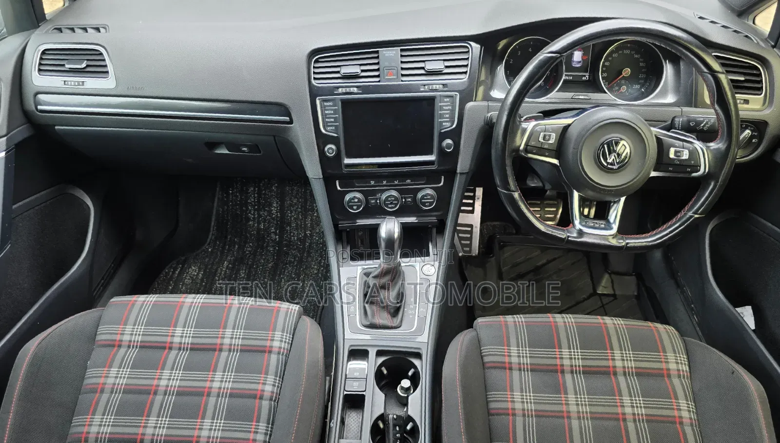 Volkswagen Golf GTI 2015 White
