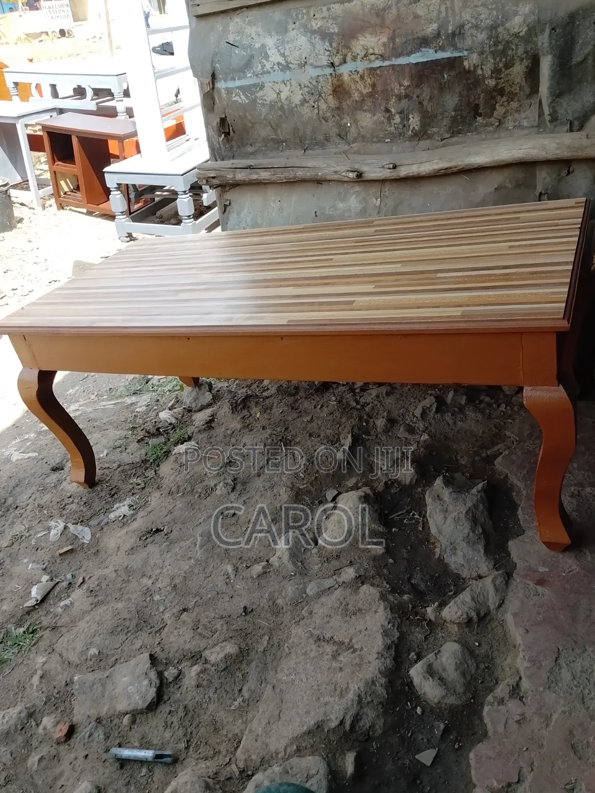 The LEE'S Furnitures