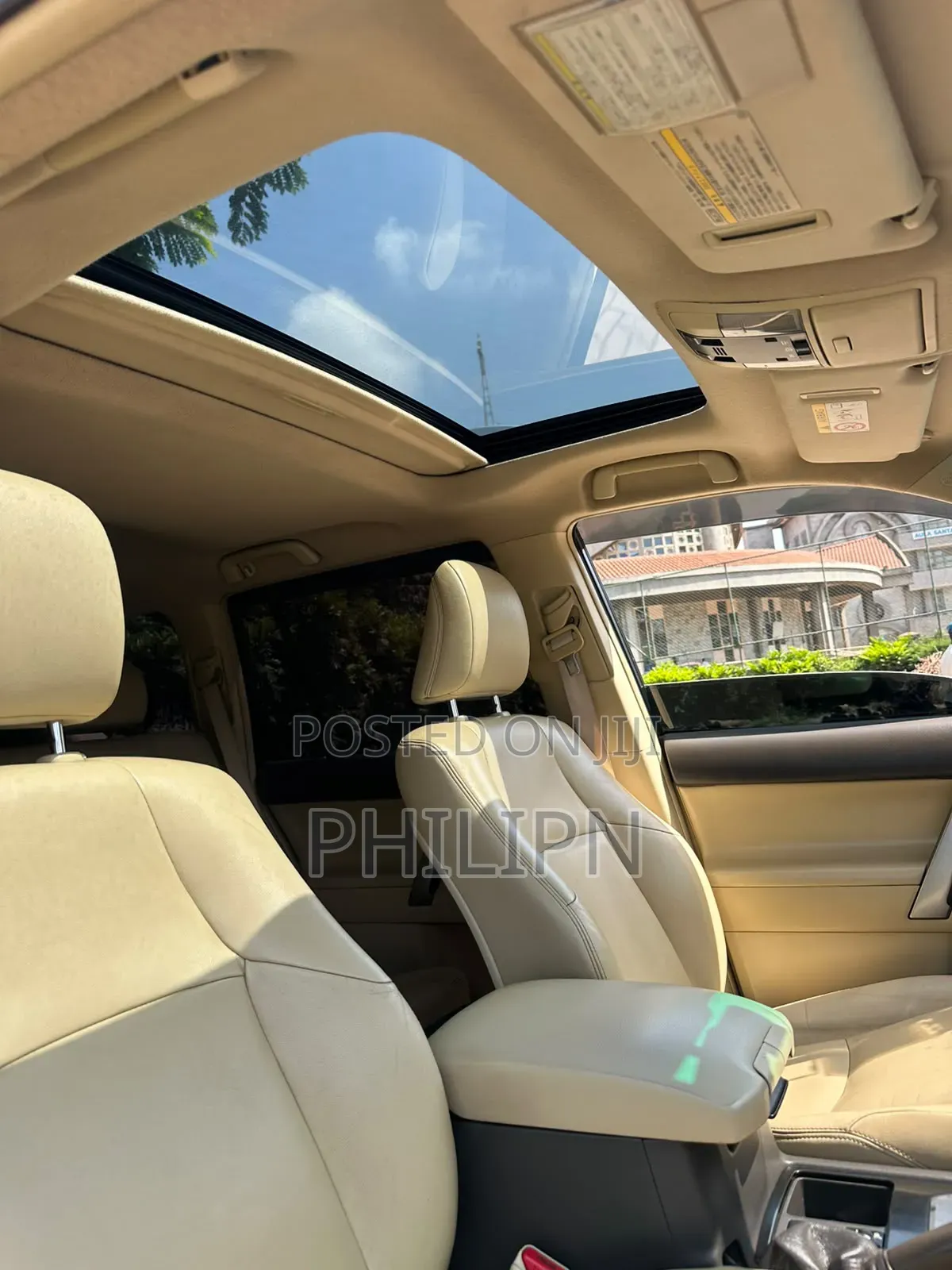 Toyota Land Cruiser Prado 2016 Brown