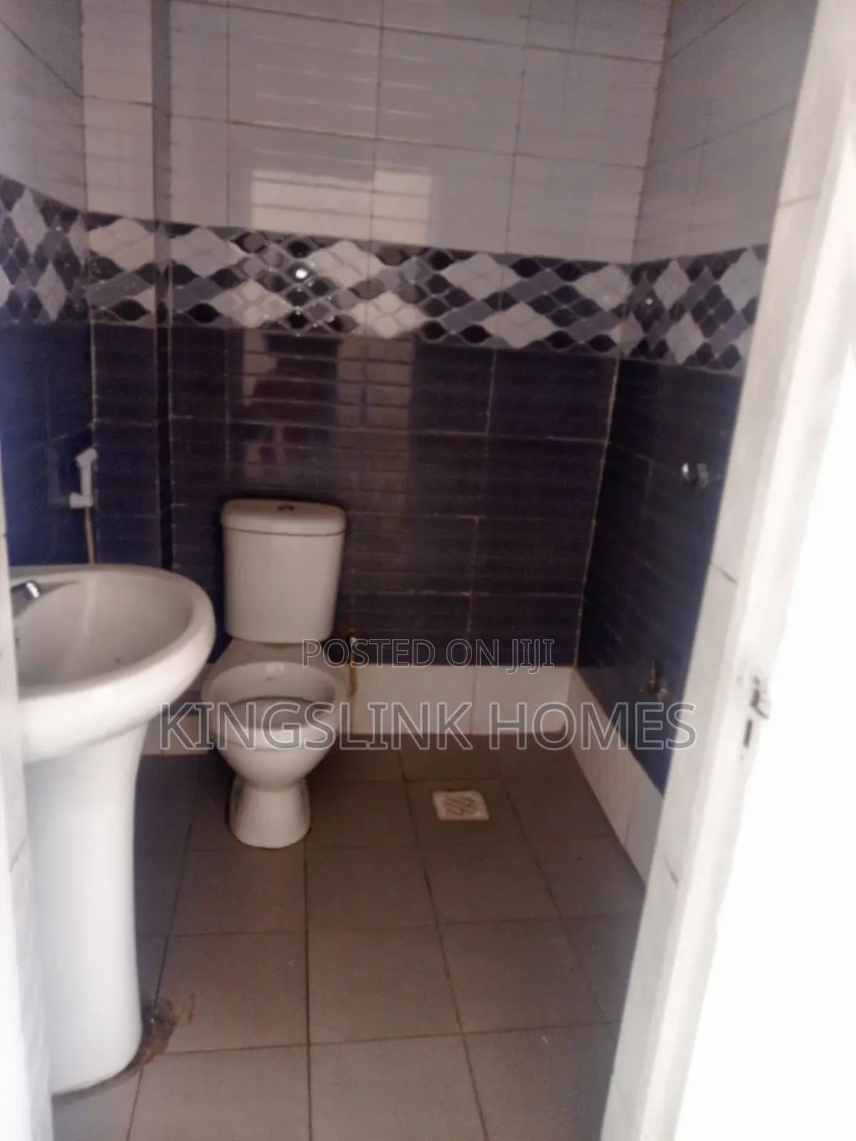 4bdrm Maisonette in South C for rent