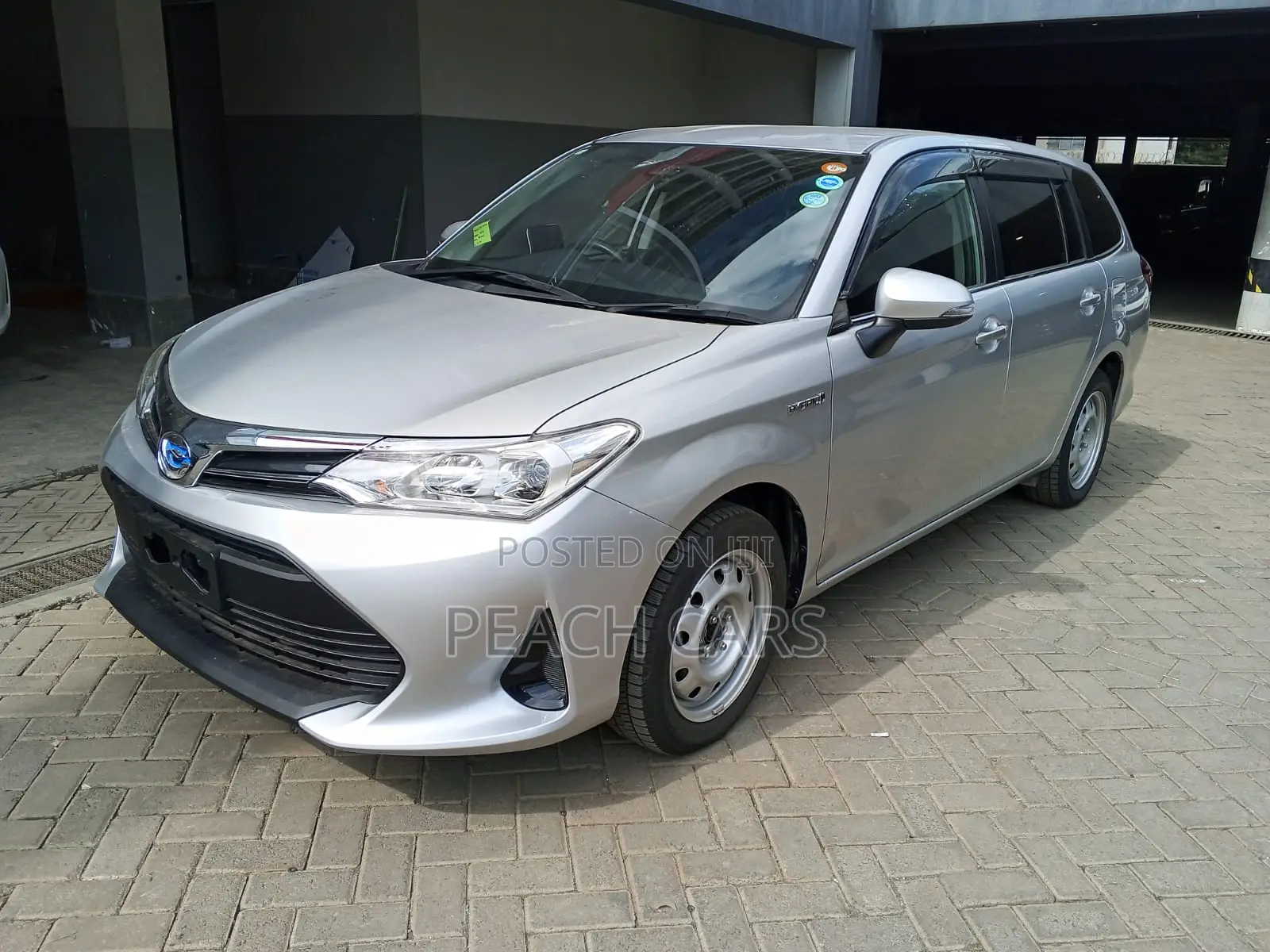 Toyota Corolla Fielder 2019 Silver