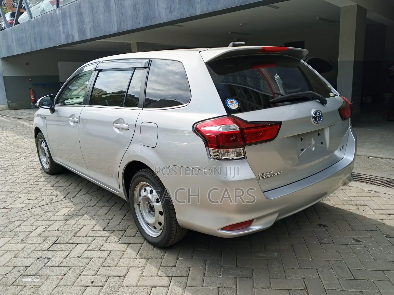 Toyota Corolla Fielder 2019 Silver