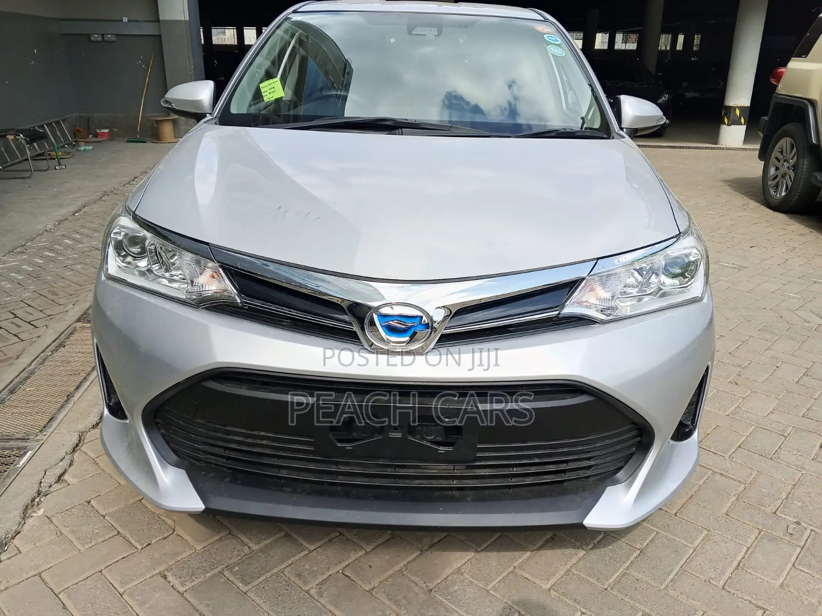Toyota Corolla Fielder 2019 Silver