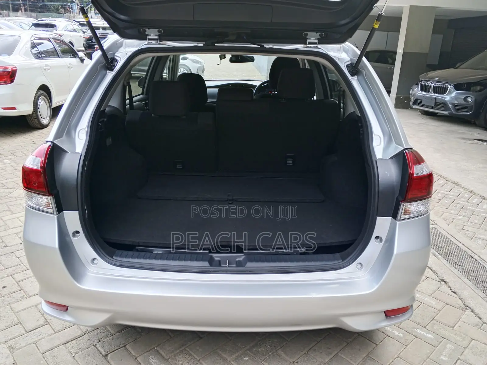 Toyota Corolla Fielder 2019 Silver
