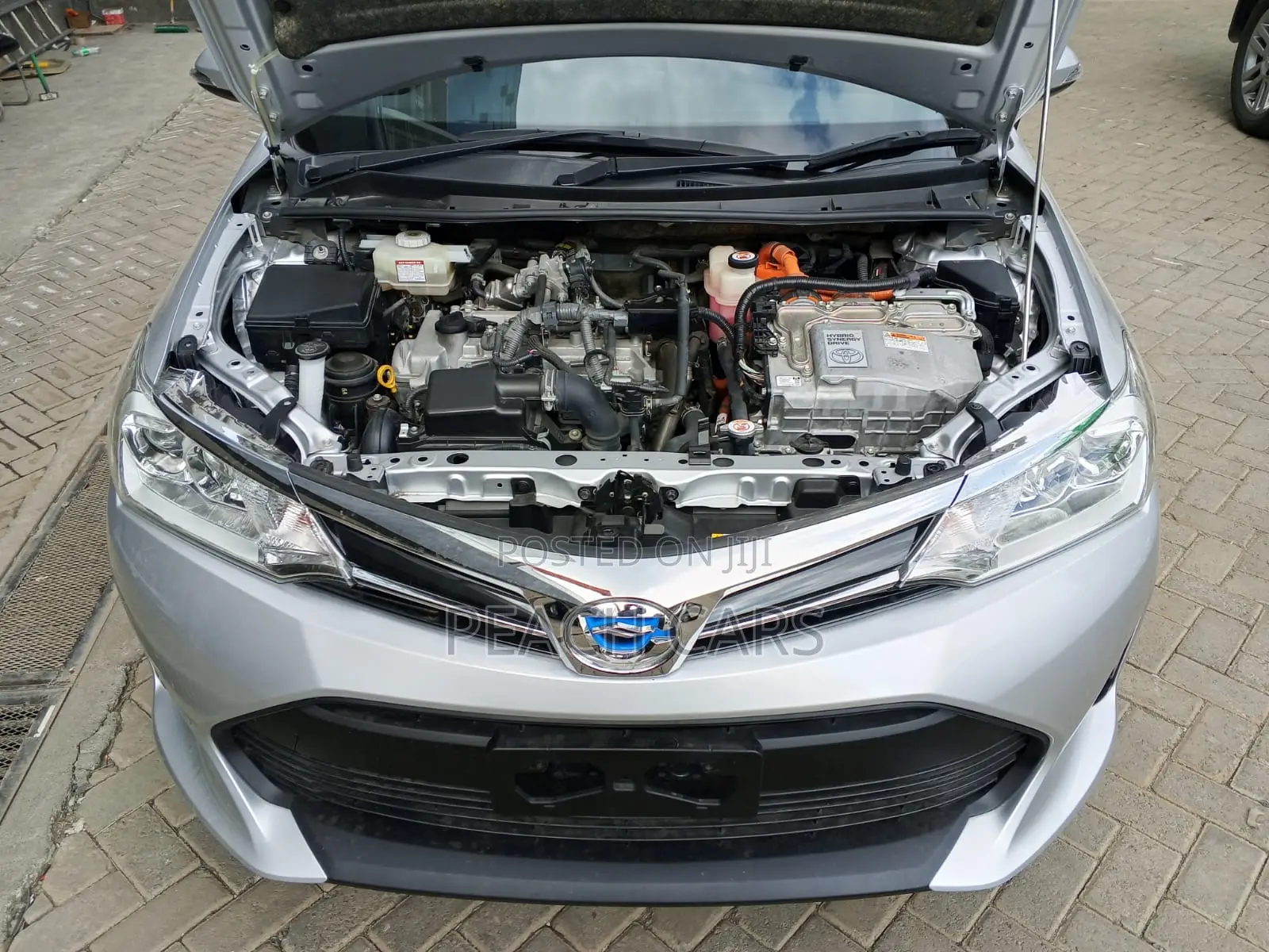 Toyota Corolla Fielder 2019 Silver