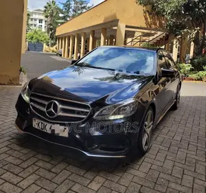 Mercedes-Benz E250 2015 Black