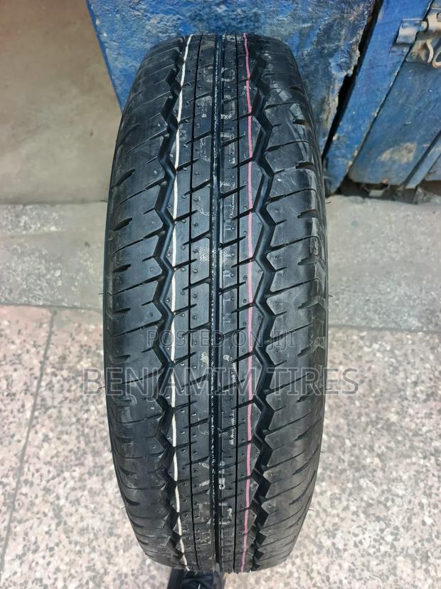 Dunlop Tires Sizes 185/80r14 Made in JAPAN.