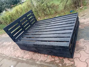 Pallet Bed