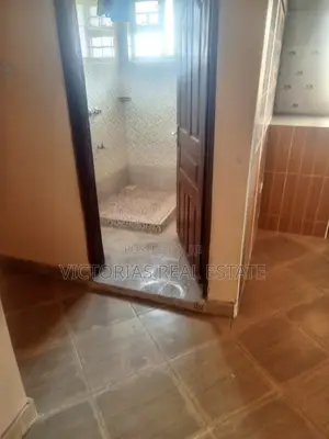 3bdrm Maisonette in Arusha Court, Complex Utawala for rent