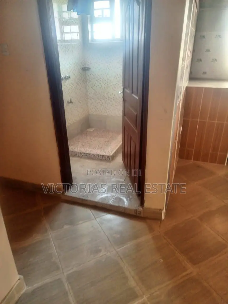 3bdrm Maisonette in Arusha Court, Complex Utawala for rent