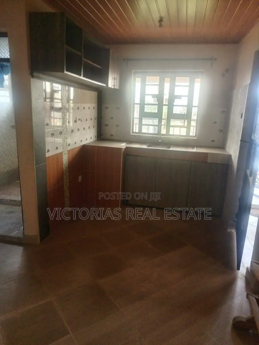 3bdrm Maisonette in Arusha Court, Complex Utawala for rent