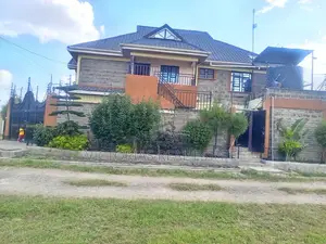 3bdrm Shared Apartment in Arusha Court, Complex Utawala for rent