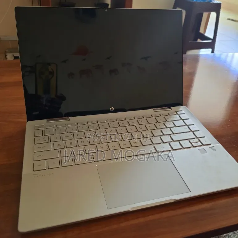 Laptop HP Pavilion x360 8GB Intel Core i5 SSD 512GB