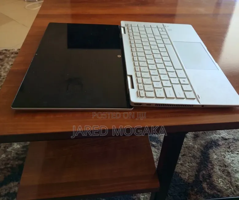 Laptop HP Pavilion x360 8GB Intel Core i5 SSD 512GB