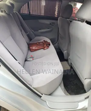 Toyota Axio 2011 Silver