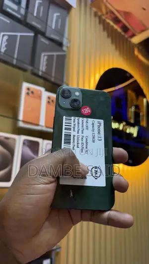 Apple iPhone 13 128 GB Green