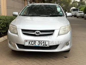 Toyota Corolla Fielder 2011 Silver
