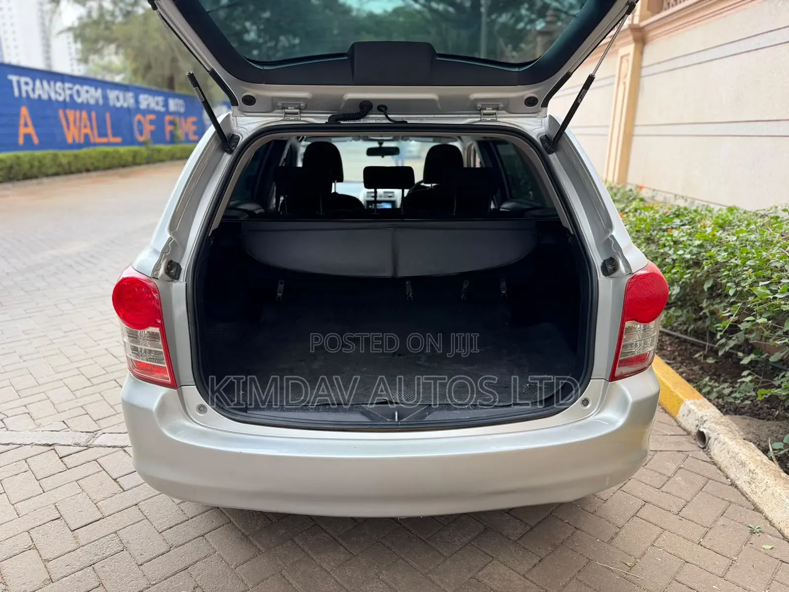 Toyota Corolla Fielder 2011 Silver