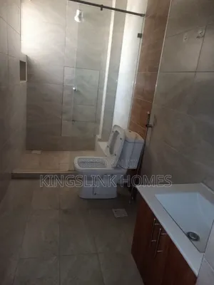4bdrm Apartment in South V for rent