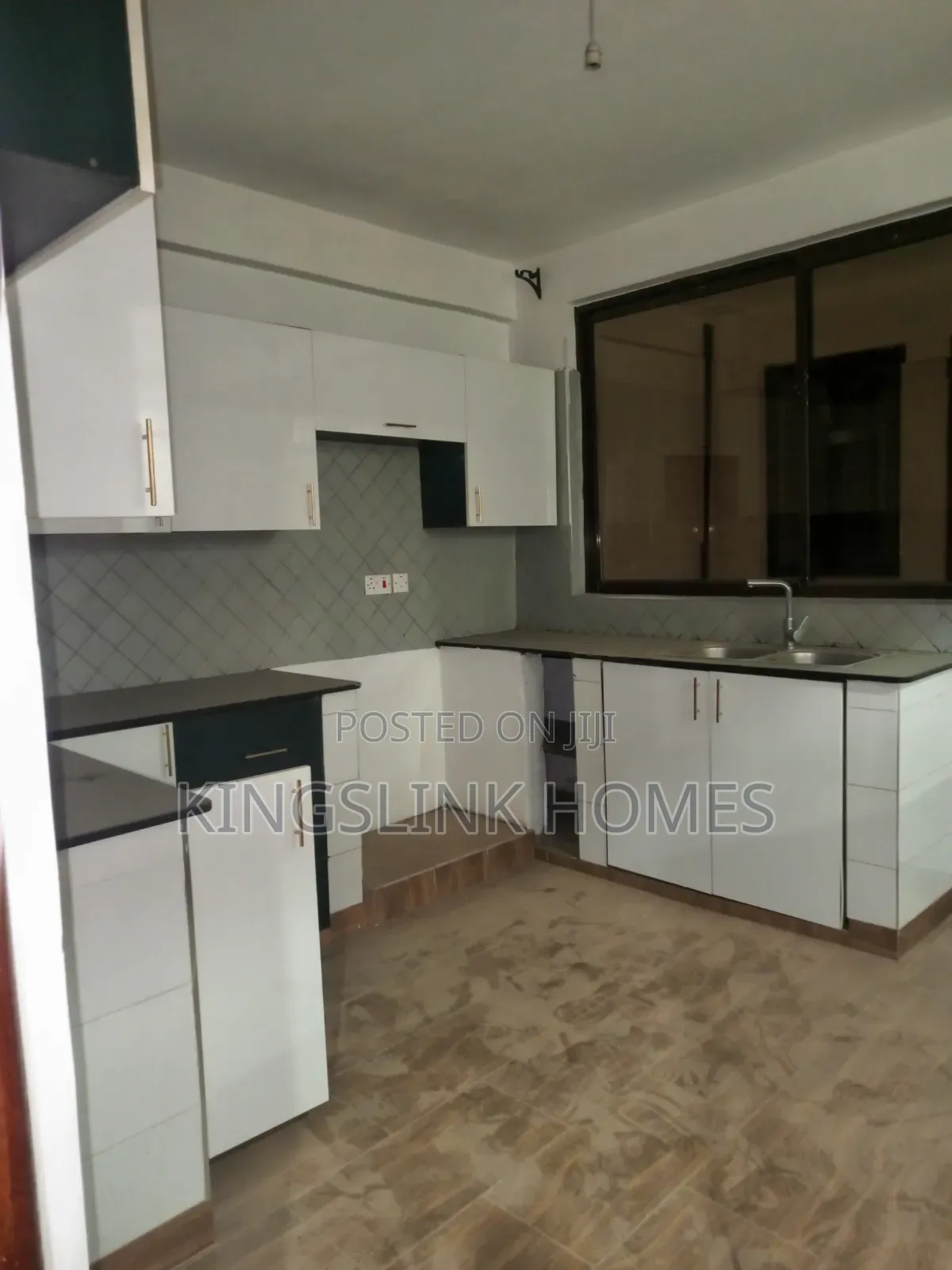 4bdrm Apartment in South V for rent