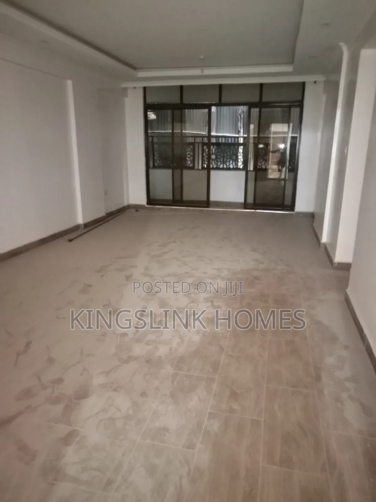 4bdrm Apartment in South V for rent