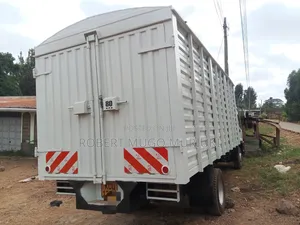 Isuzu FRR 33 2019 White
