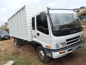 Isuzu FRR 33 2019 White