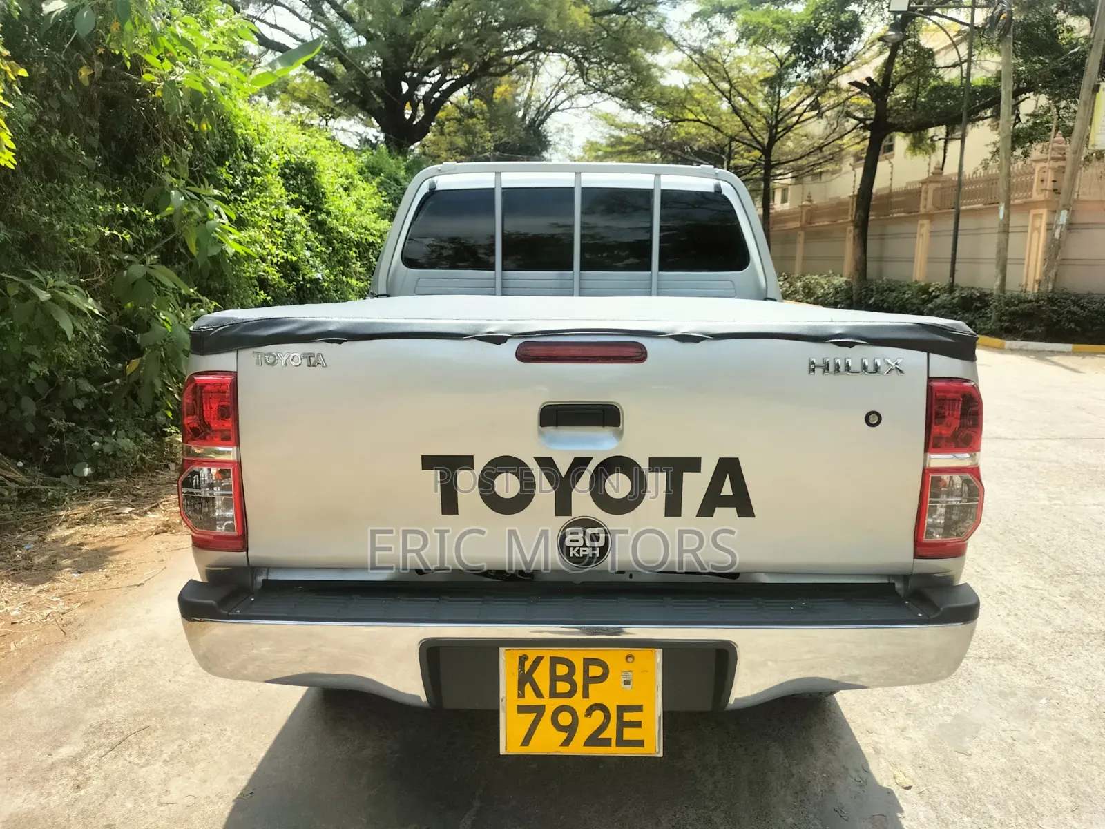 Toyota Hilux 2011 Silver