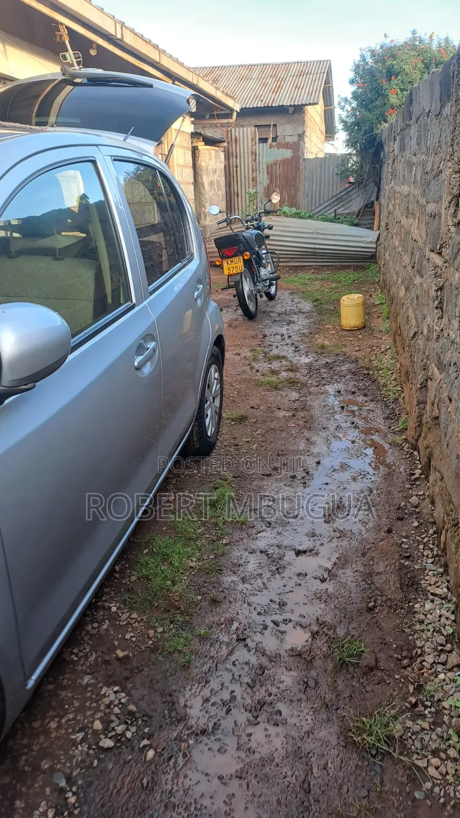 Toyota Passo 2015 Silver