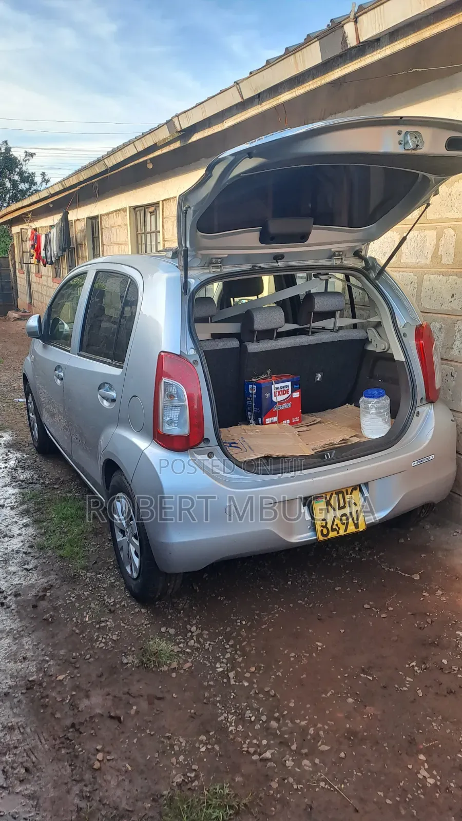 Toyota Passo 2015 Silver