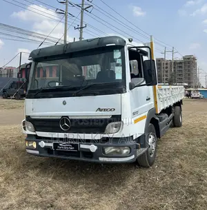 Mercedes-Benz Atego 2009 White