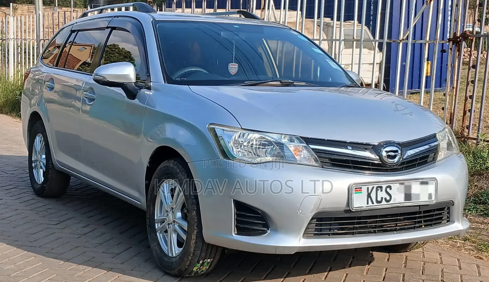 Toyota Corolla Fielder 2013 Silver