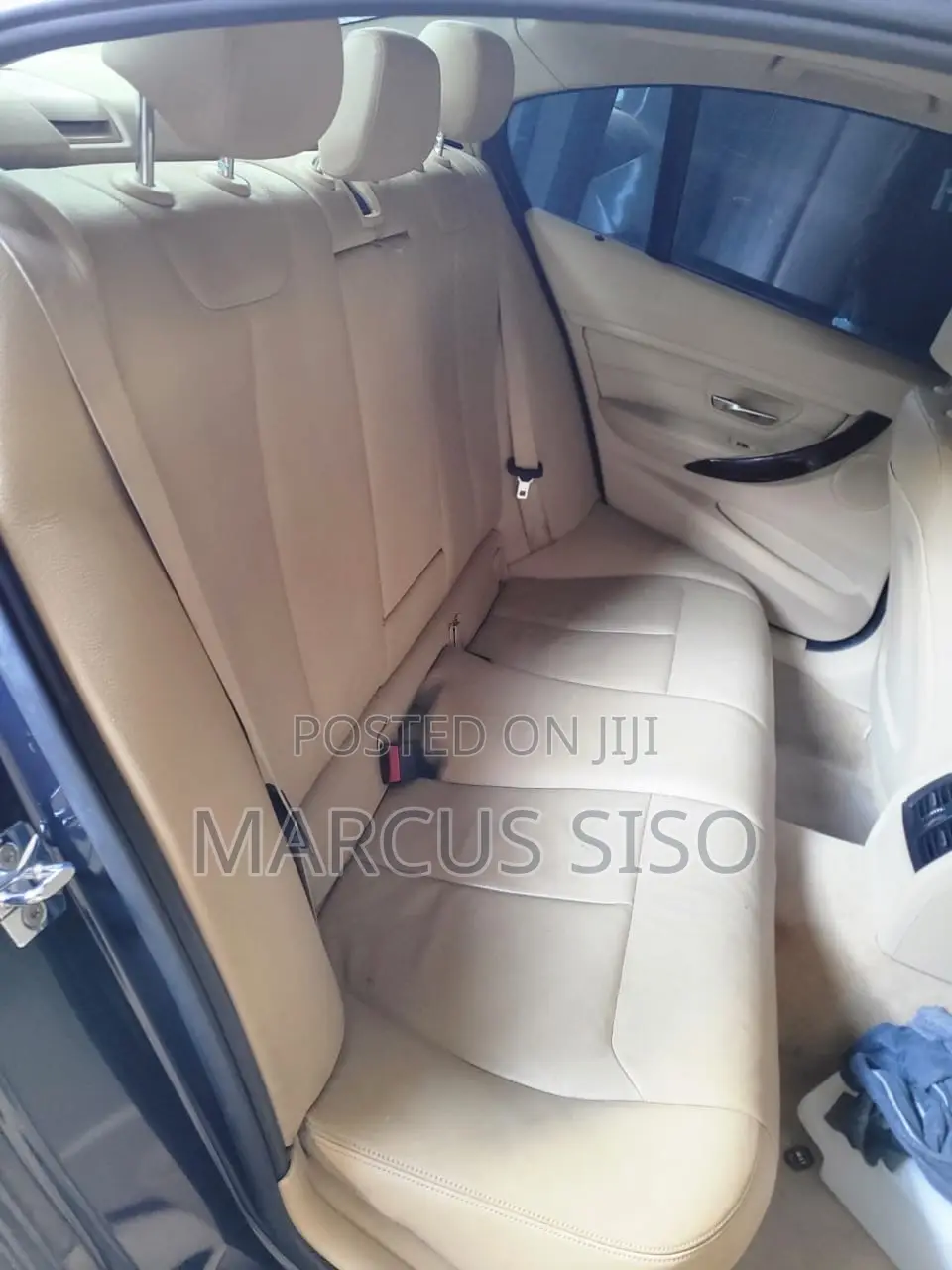 BMW 320i Sedan RWD 2013 Blue