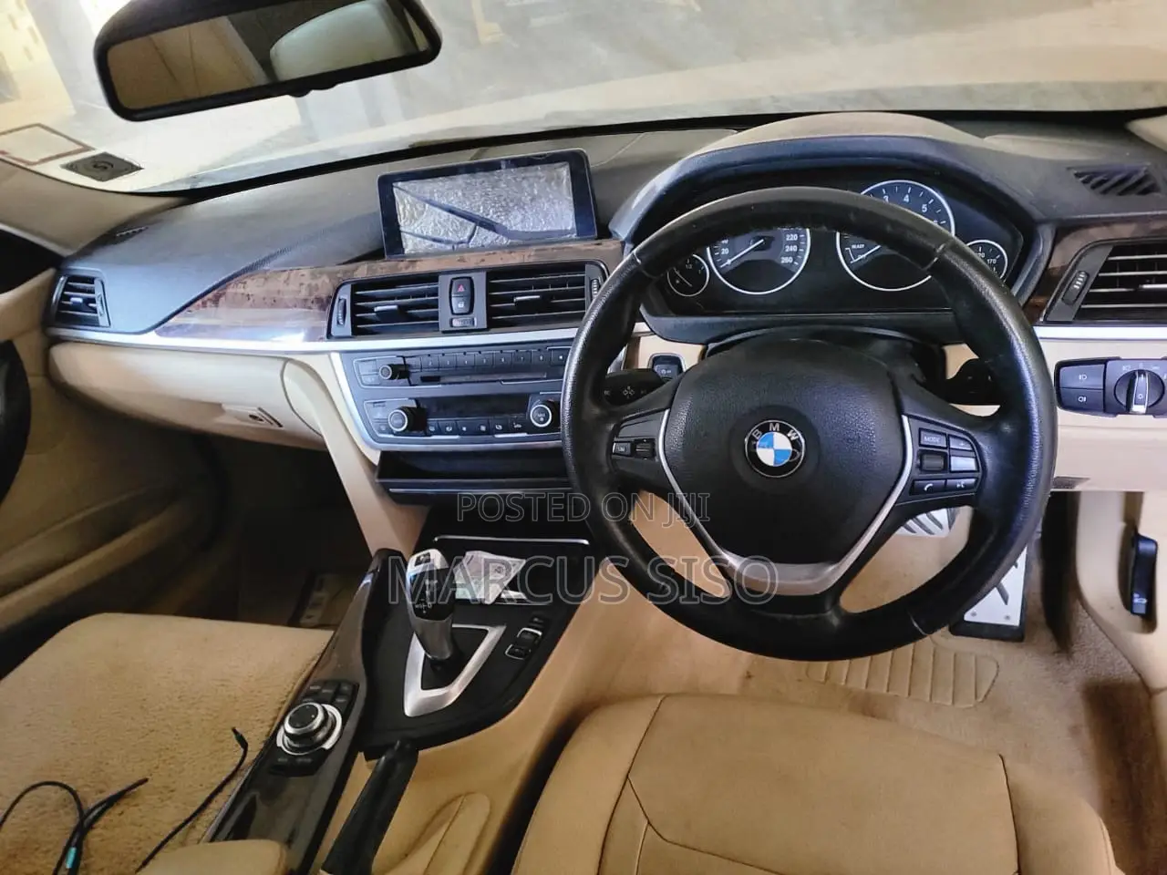 BMW 320i Sedan RWD 2013 Blue