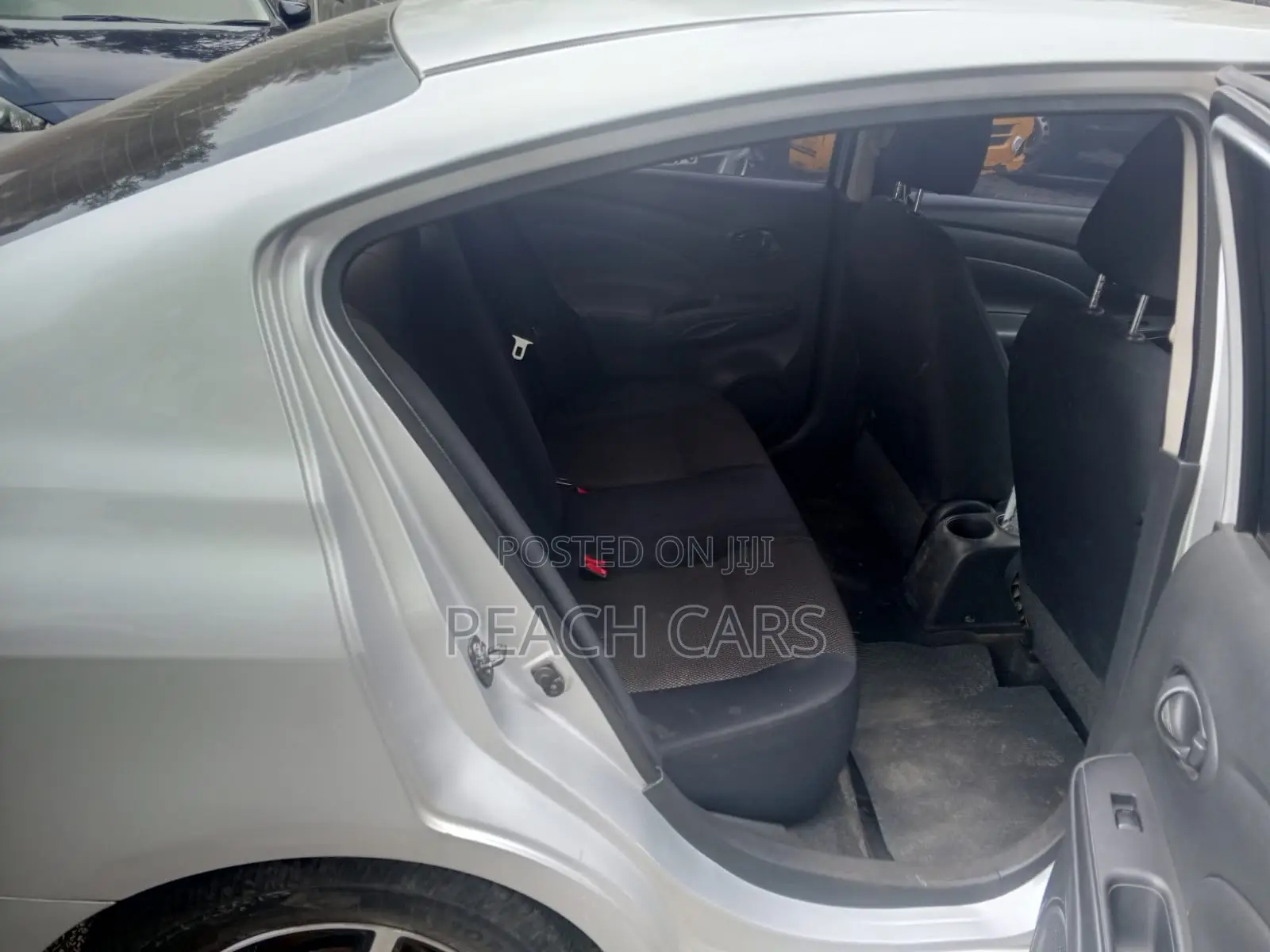 Nissan Latio 2014 Silver
