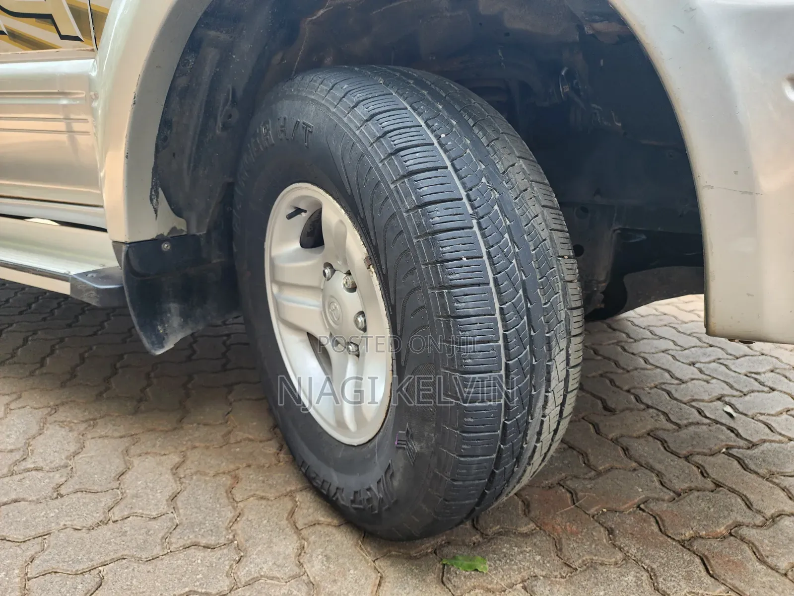 Toyota Land Cruiser Prado 2.7 16V 5dr 2000 Silver