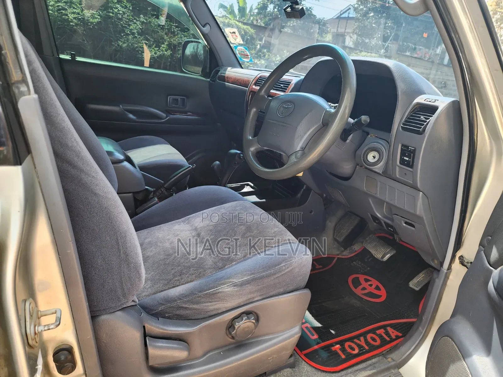 Toyota Land Cruiser Prado 2.7 16V 5dr 2000 Silver
