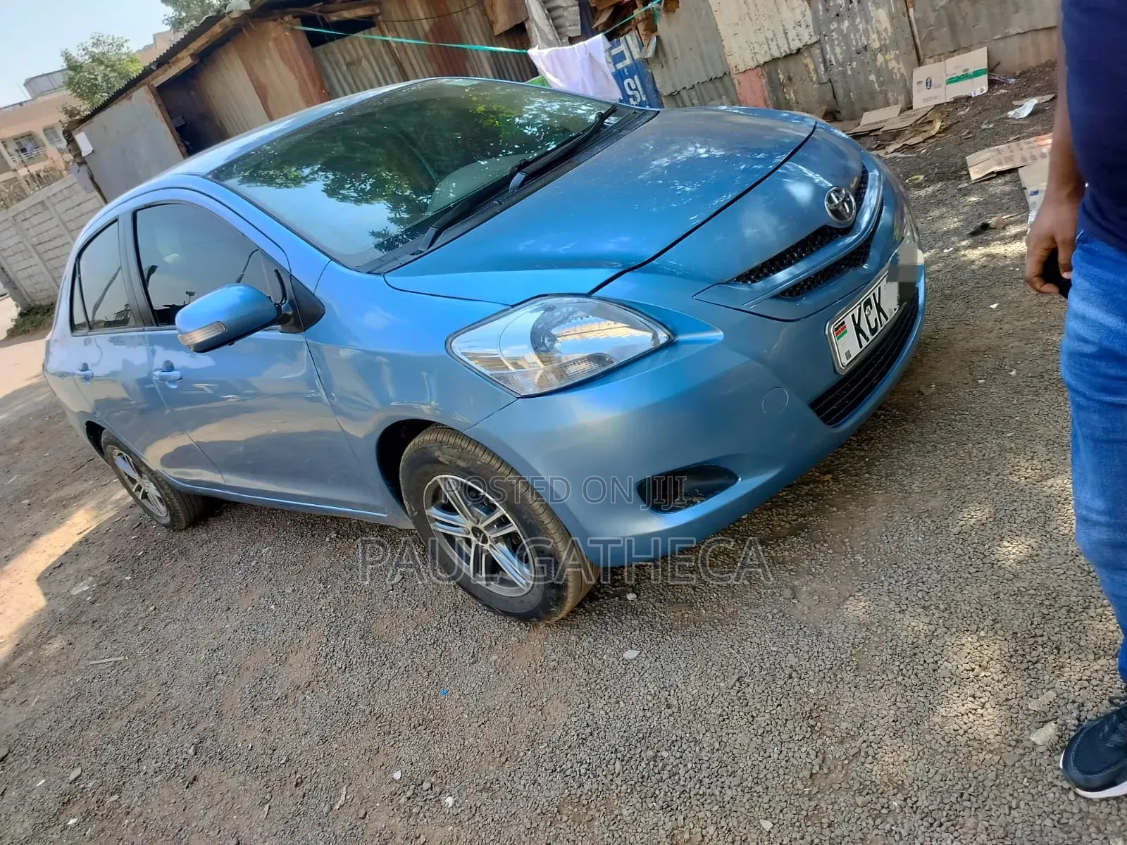 Toyota Belta 2009 Blue