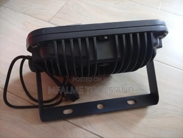 Ex-Uk Luceco Guardian Pro Exterior Led Floodlight - thumbnail 2