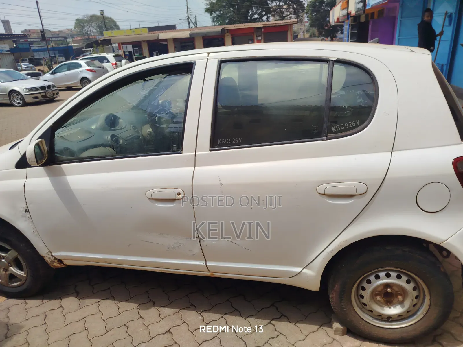 Toyota Vitz 2005 White